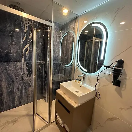 Istanblu Atasehir איסטמבול